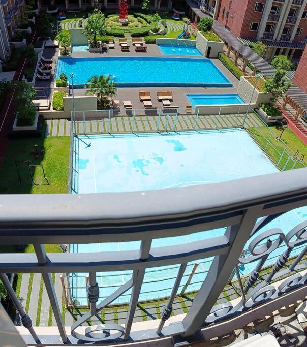 Monarch Parksuites - Balmoral Place Paranaque City Exterior photo